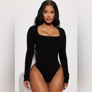 Fashion Nova  “Ariana snatched bodysuit” size small, in black